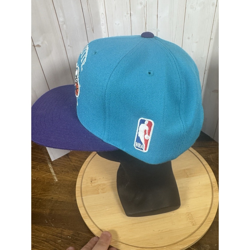 Charlotte Hornets Teal and Purple Snapback Hat - Picture 2 of 8